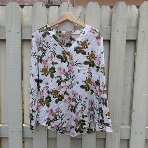 Women's White Floral V-Neck Long Sleeve Blouse